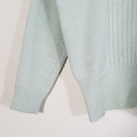 SOLD Vintage Lambswool Angora Turtleneck Sweater in Mint - Picture 5 of 7
